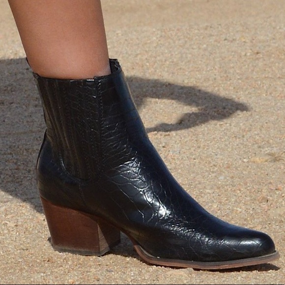 Faux Leather Croc Ankle Booties - Picture 6 of 7